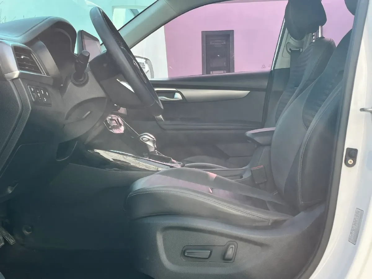 2018 Kia Sportage R 2.0L 160HP L4 6AT,autocango,china used car exporter,china ev exporter,chinese used car exporter,chinese used ev exporter