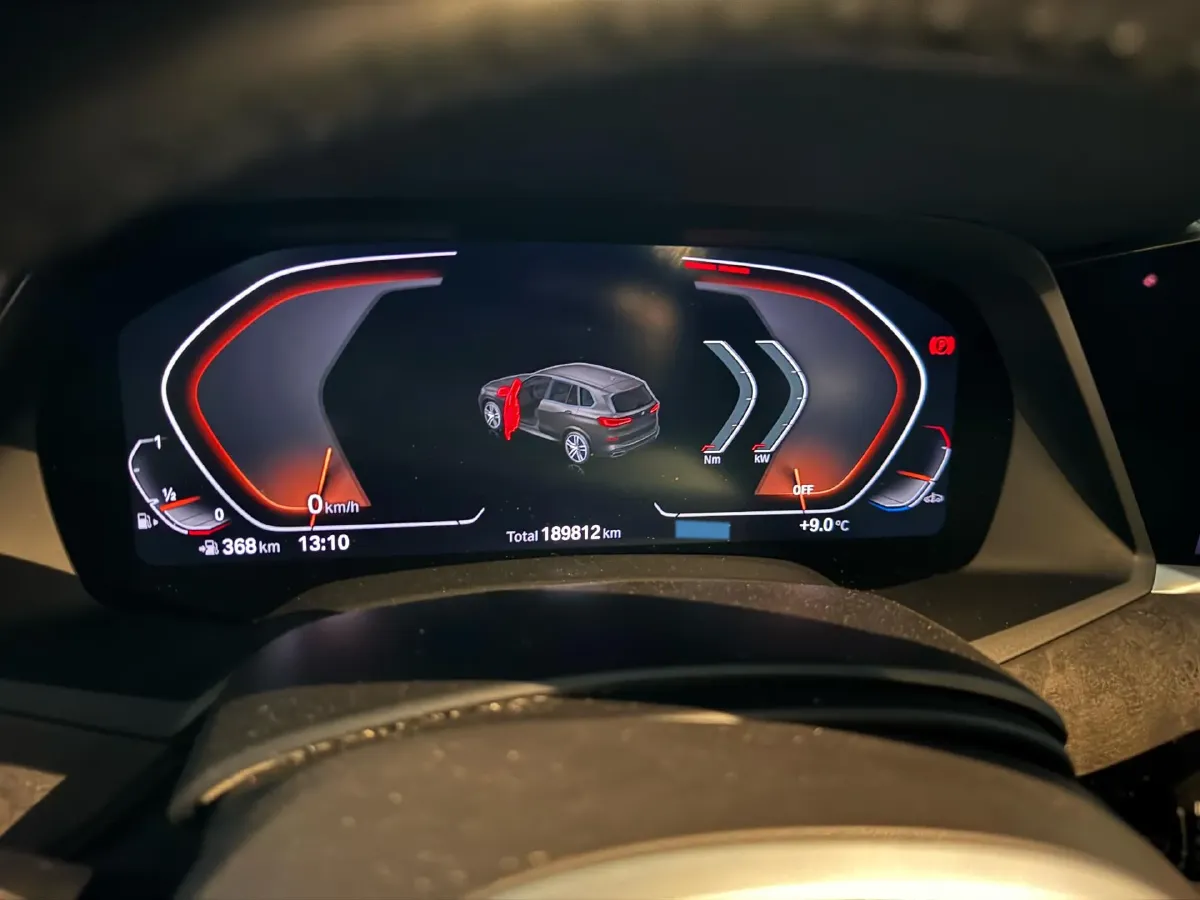 2020 BMW X5 3.0T 340HP L6 8AT,autocango,china used car exporter,china ev exporter,chinese used car exporter,chinese used ev exporter