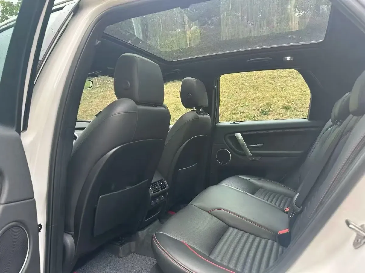 2021 Land Rover Discovery Sport 2.0T 249HP L4 9AT,autocango,china used car exporter,china ev exporter,chinese used car exporter,chinese used ev exporter