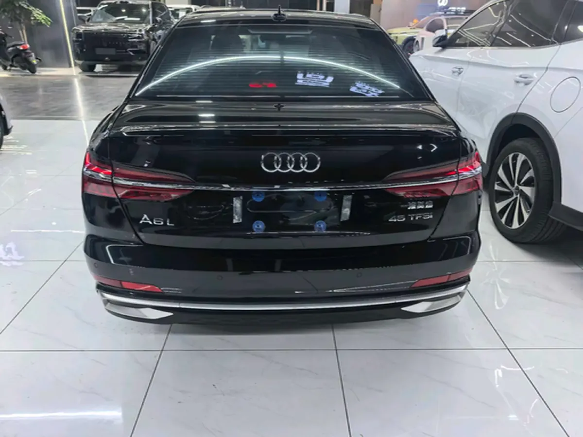 2024 Audi A6L 2.0T 245HP L4 7DCT,autocango,china used car exporter,china ev exporter,chinese used car exporter,chinese used ev exporter
