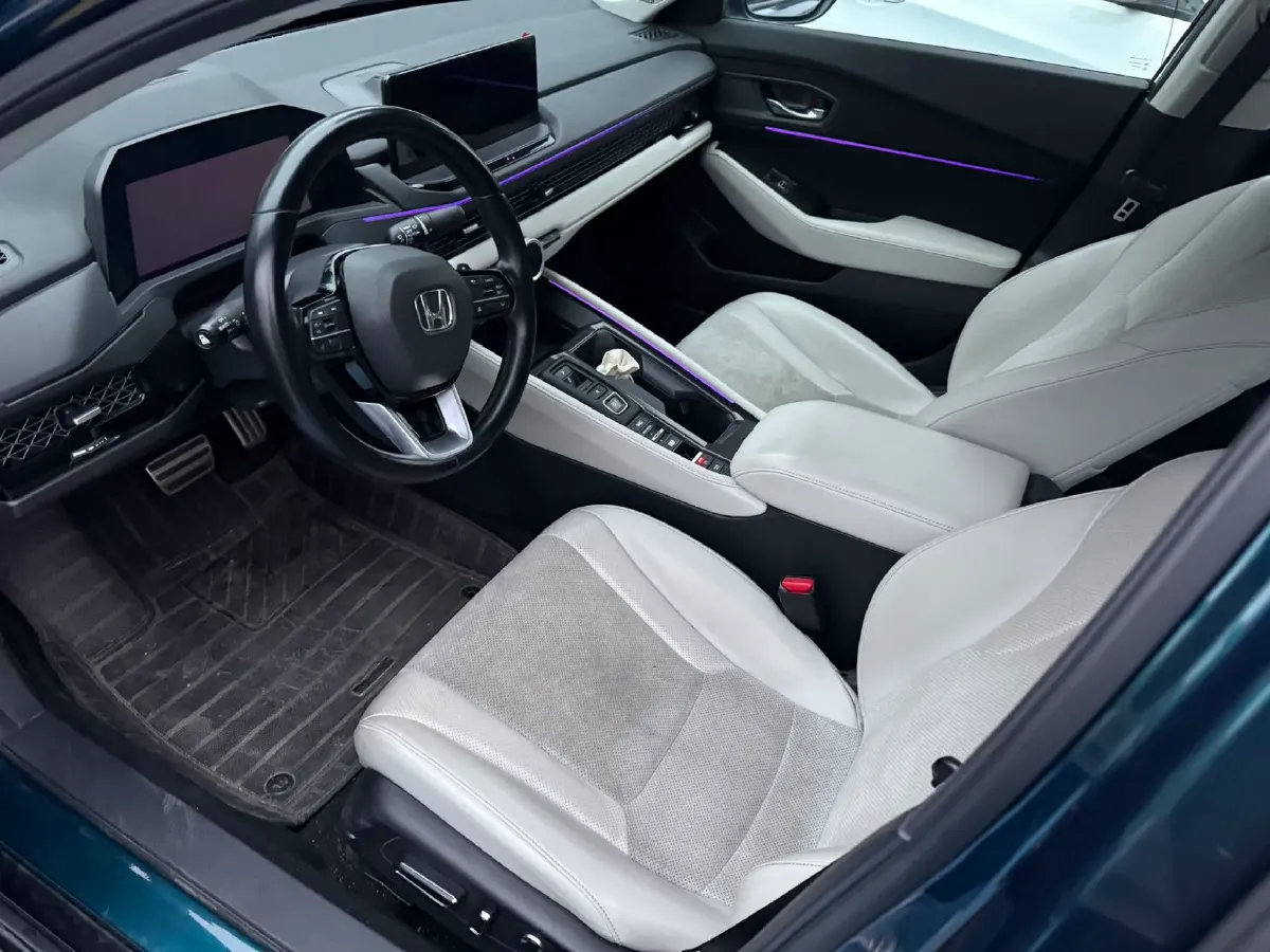 2023 Honda Accord 2.0L 148HP L4 E-CVT PHEV 17.7KWH,autocango,china used car exporter,china ev exporter,chinese used car exporter,chinese used ev exporter