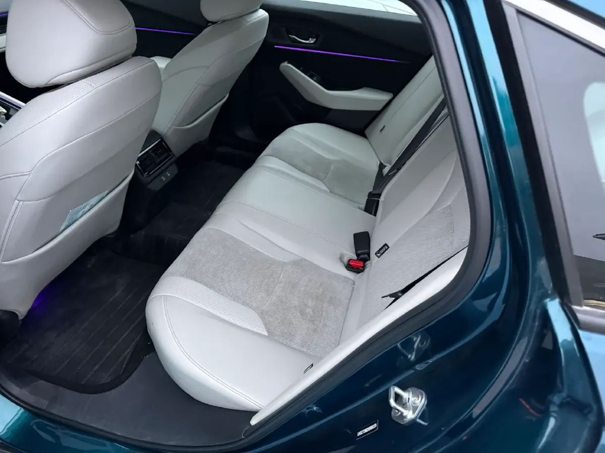 2023 Honda Accord 2.0L 148HP L4 E-CVT PHEV 17.7KWH,autocango,china used car exporter,china ev exporter,chinese used car exporter,chinese used ev exporter