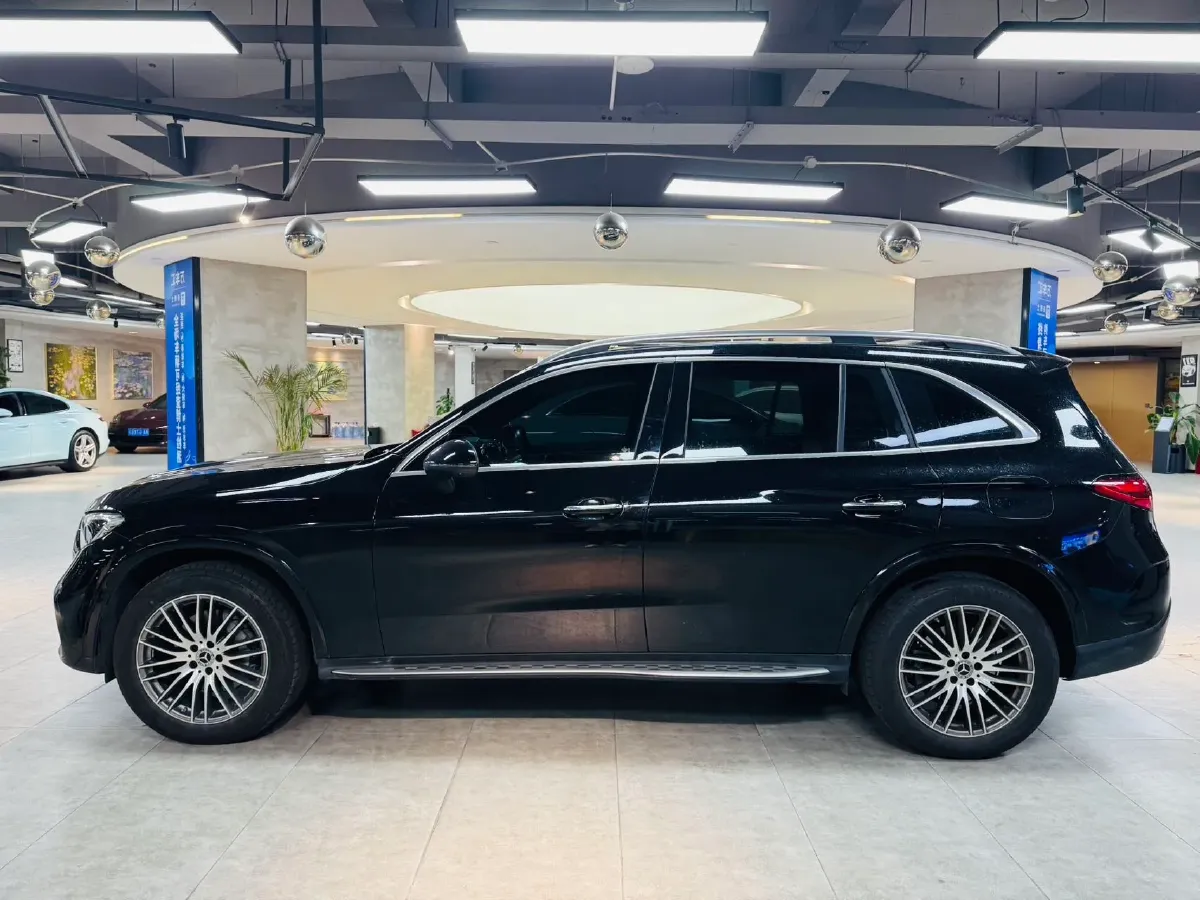 2024 Mercedes-Benz GLC Class 2.0T 258HP L4 9AT,autocango,china used car exporter,china ev exporter,chinese used car exporter,chinese used ev exporter