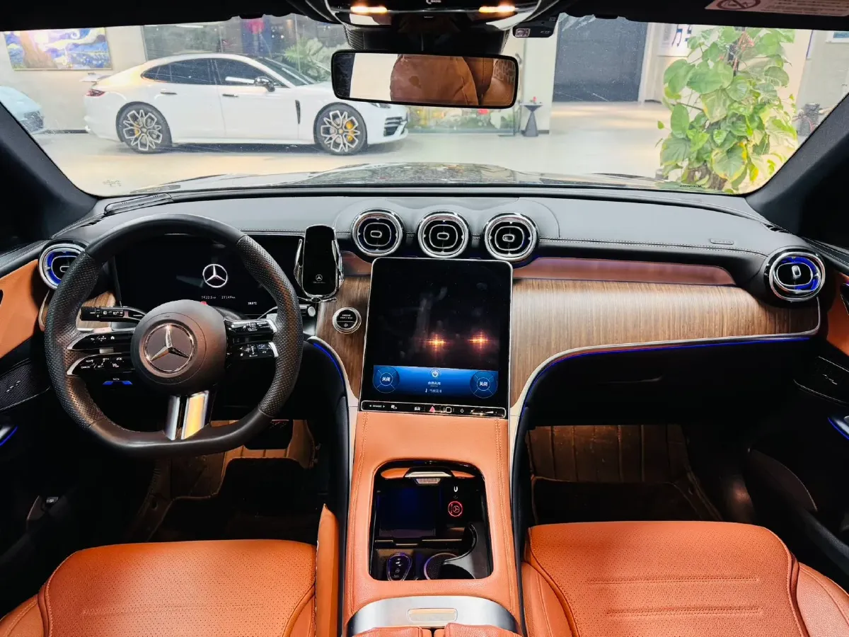 2024 Mercedes-Benz GLC Class 2.0T 258HP L4 9AT,autocango,china used car exporter,china ev exporter,chinese used car exporter,chinese used ev exporter