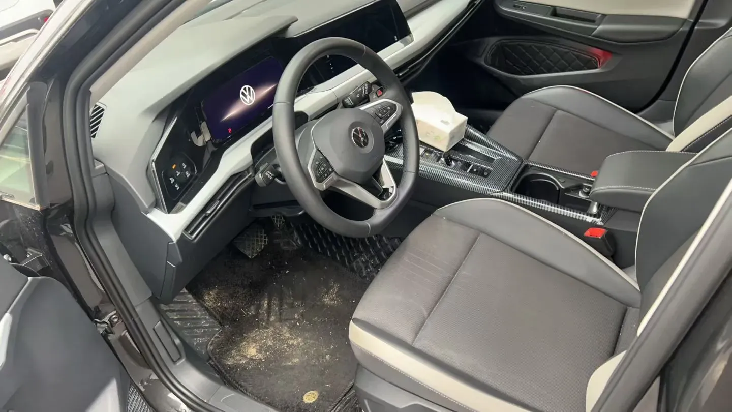 2023 Volkswagen Golf 1.4T 150HP L4 7DCT,autocango,china used car exporter,china ev exporter,chinese used car exporter,chinese used ev exporter