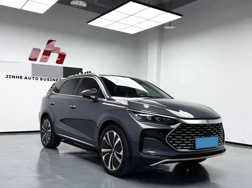 2022 Jeep Grand Commander 2.0T 265HP L4 9AT,autocango,china used car exporter,china ev exporter,chinese used car exporter,chinese used ev exporter