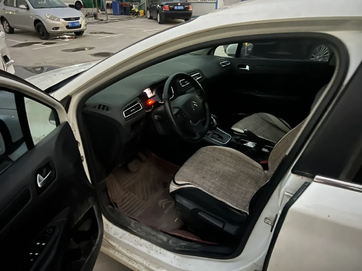 2018 Citroen C4 C-Quatre 1.6L 117HP L4 6AT,autocango,china used car exporter,china ev exporter,chinese used car exporter,chinese used ev exporter