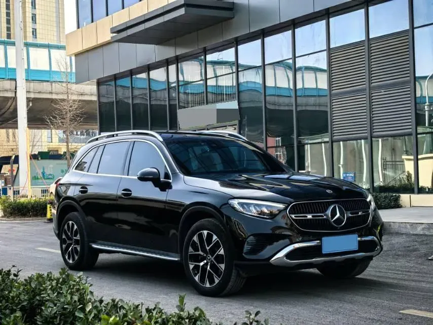 2023 Mercedes-Benz GLC Class 2.0T 204HP L4 9AT,autocango,china used car exporter,china ev exporter,chinese used car exporter,chinese used ev exporter
