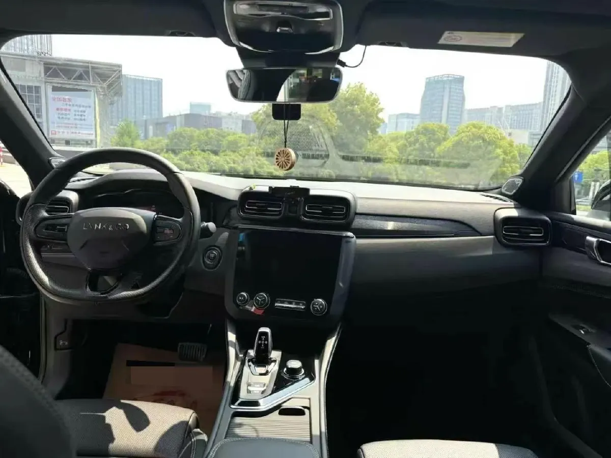 2022 LYNK&CO 03 2.0T 190HP L4 7DCT,autocango,china used car exporter,china ev exporter,chinese used car exporter,chinese used ev exporter