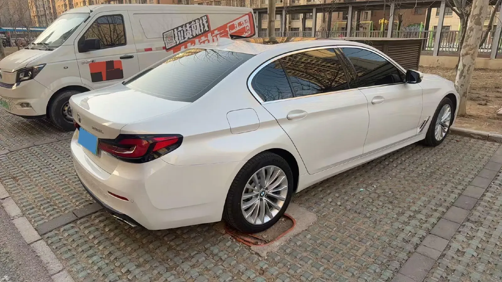 2021 BMW 5 Series 2.0T 184HP L4 8AT PHEV 17.7KWH,autocango,china used car exporter,china ev exporter,chinese used car exporter,chinese used ev exporter