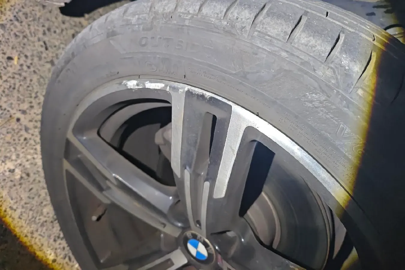 2024 BMW 3 Series 2.0T 184HP L4 8AT,autocango,china used car exporter,china ev exporter,chinese used car exporter,chinese used ev exporter