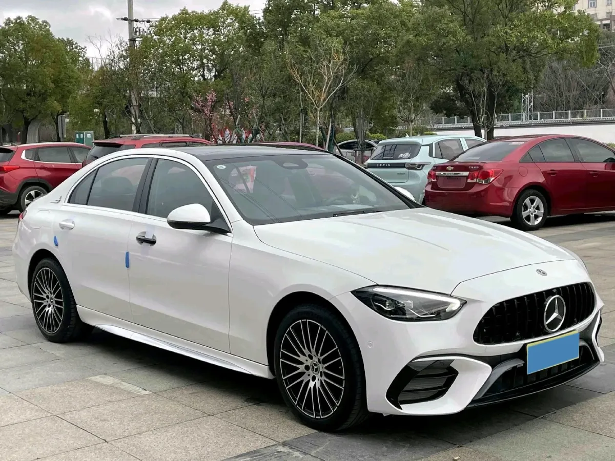 2024 Mercedes-Benz C Class 1.5T 204HP L4 9AT,autocango,china used car exporter,china ev exporter,chinese used car exporter,chinese used ev exporter