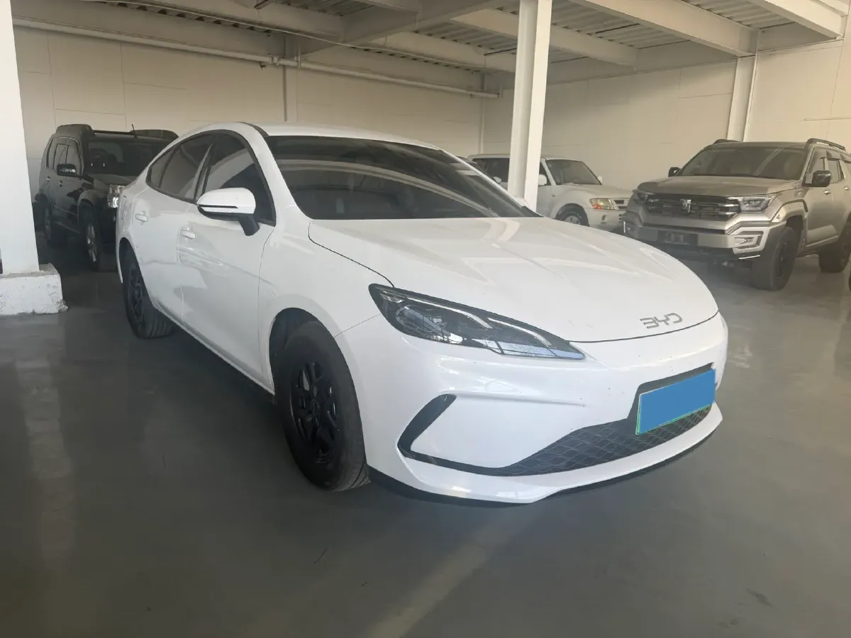 2025 BYD Seal05 DM-i 1.5L 101HP L4 E-CVT PHEV 7.68KWH,autocango,china used car exporter,china ev exporter,chinese used car exporter,chinese used ev exporter