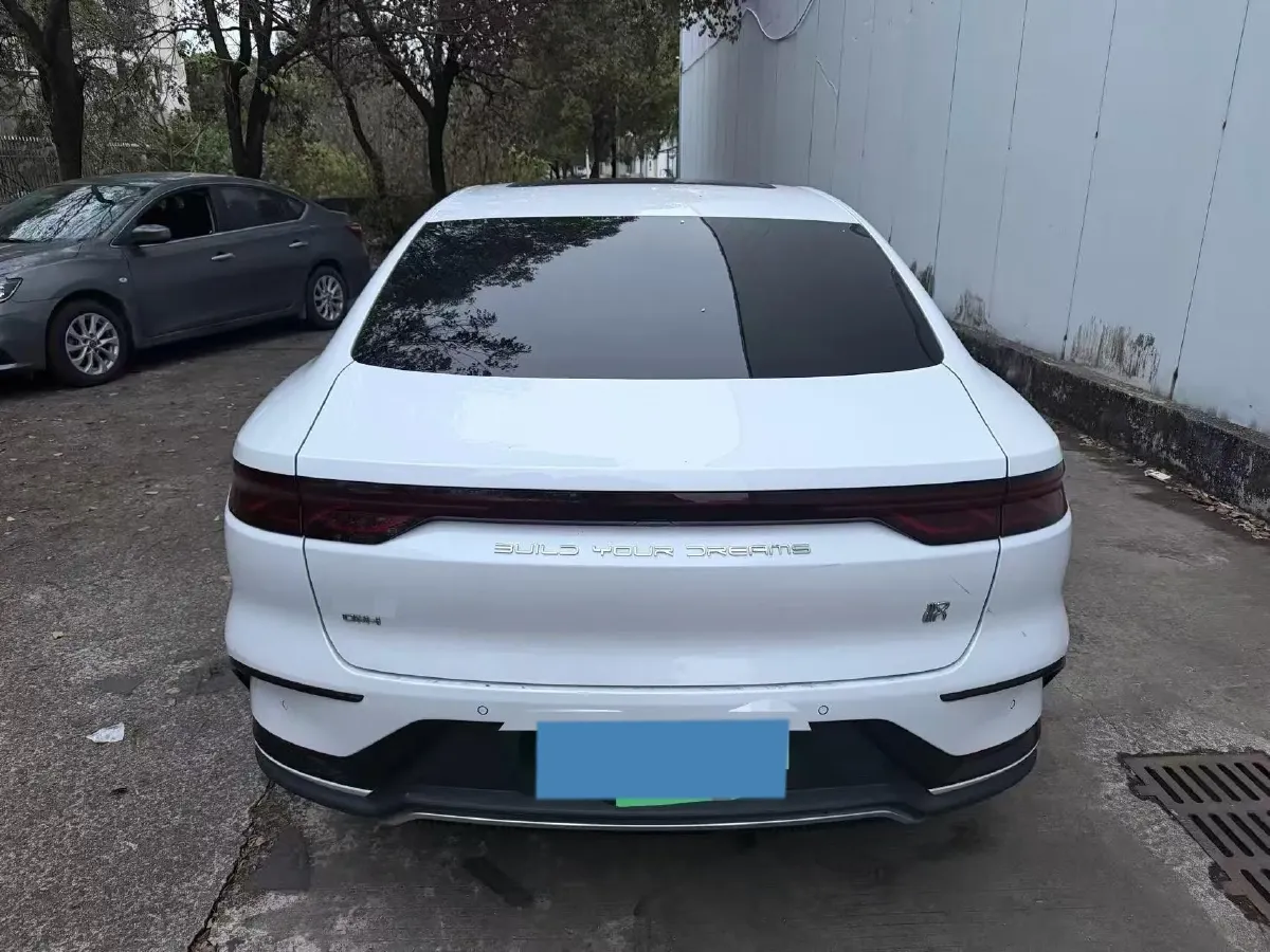 2022 Volkswagen Tiguan L 2.0T 186HP L4 7DCT,autocango,china used car exporter,china ev exporter,chinese used car exporter,chinese used ev exporter