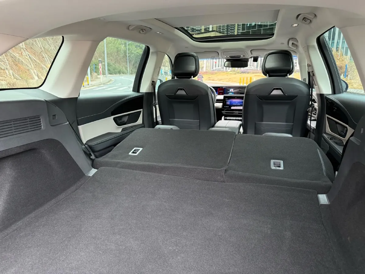 2023 Lincoln Nautilus 2.0T 261HP L4 8AT,autocango,china used car exporter,china ev exporter,chinese used car exporter,chinese used ev exporter