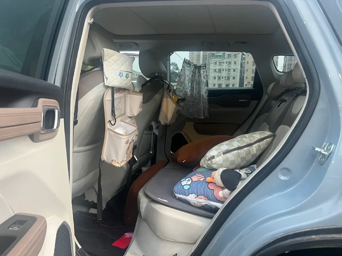 2020 Geely ICON 1.5T 177HP L3 7DCT,autocango,china used car exporter,china ev exporter,chinese used car exporter,chinese used ev exporter