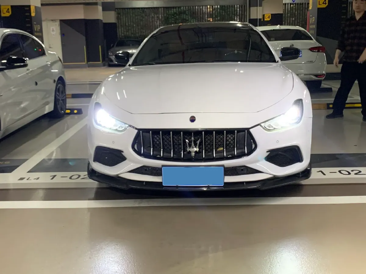 2017 Maserati Ghibli 3.0T 350HP V6 8AT,autocango,china used car exporter,china ev exporter,chinese used car exporter,chinese used ev exporter