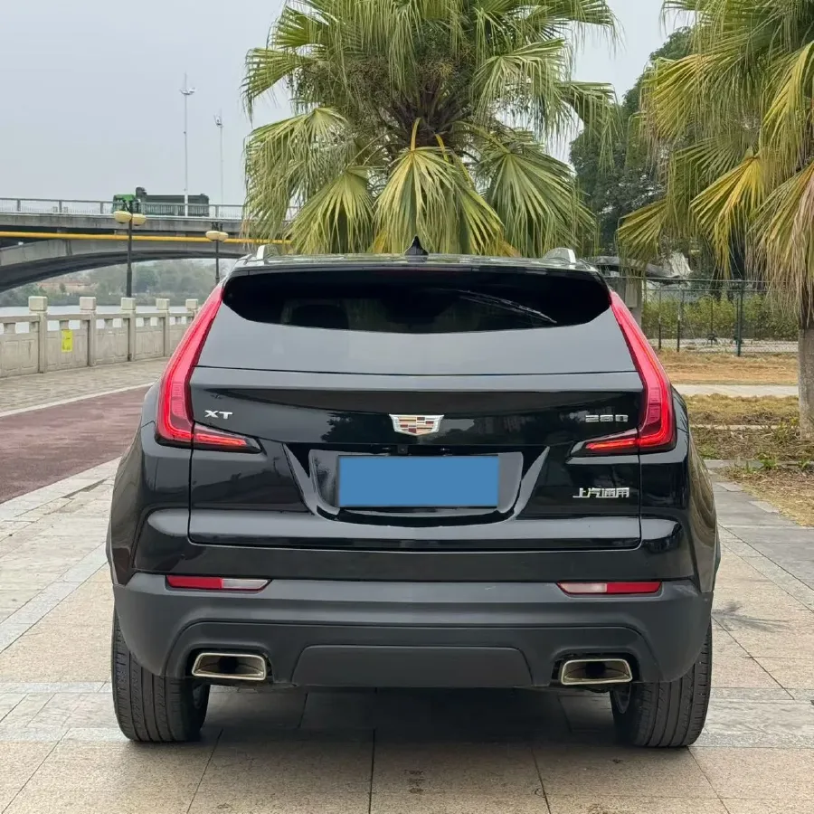 2021 Cadillac XT4 2.0T 237HP L4 9AT,autocango,china used car exporter,china ev exporter,chinese used car exporter,chinese used ev exporter