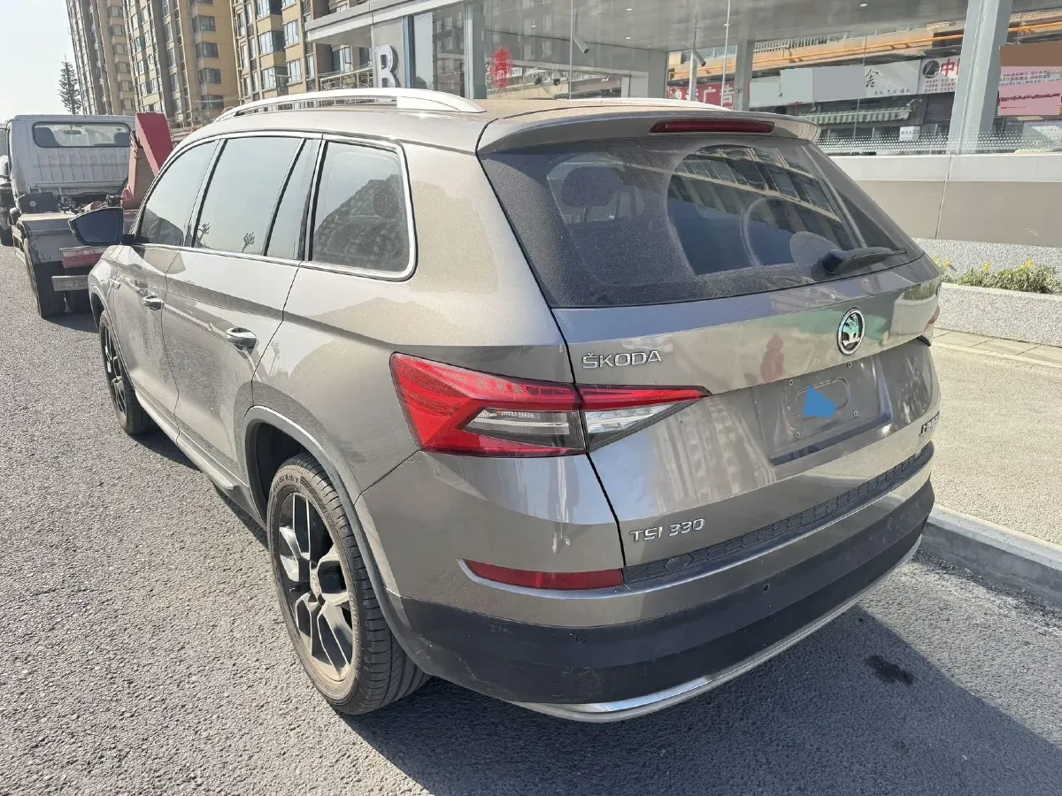 2018 Skoda Kodiak 1.8T 180HP L4 7DCT,autocango,china used car exporter,china ev exporter,chinese used car exporter,chinese used ev exporter