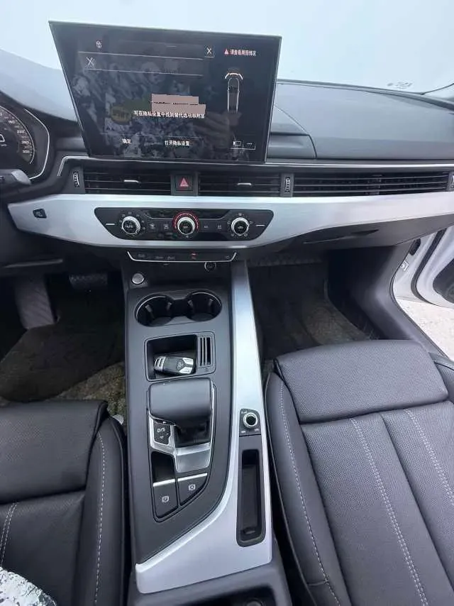 2020 Audi A4L 2.0T 150HP L4 7DCT,autocango,china used car exporter,china ev exporter,chinese used car exporter,chinese used ev exporter