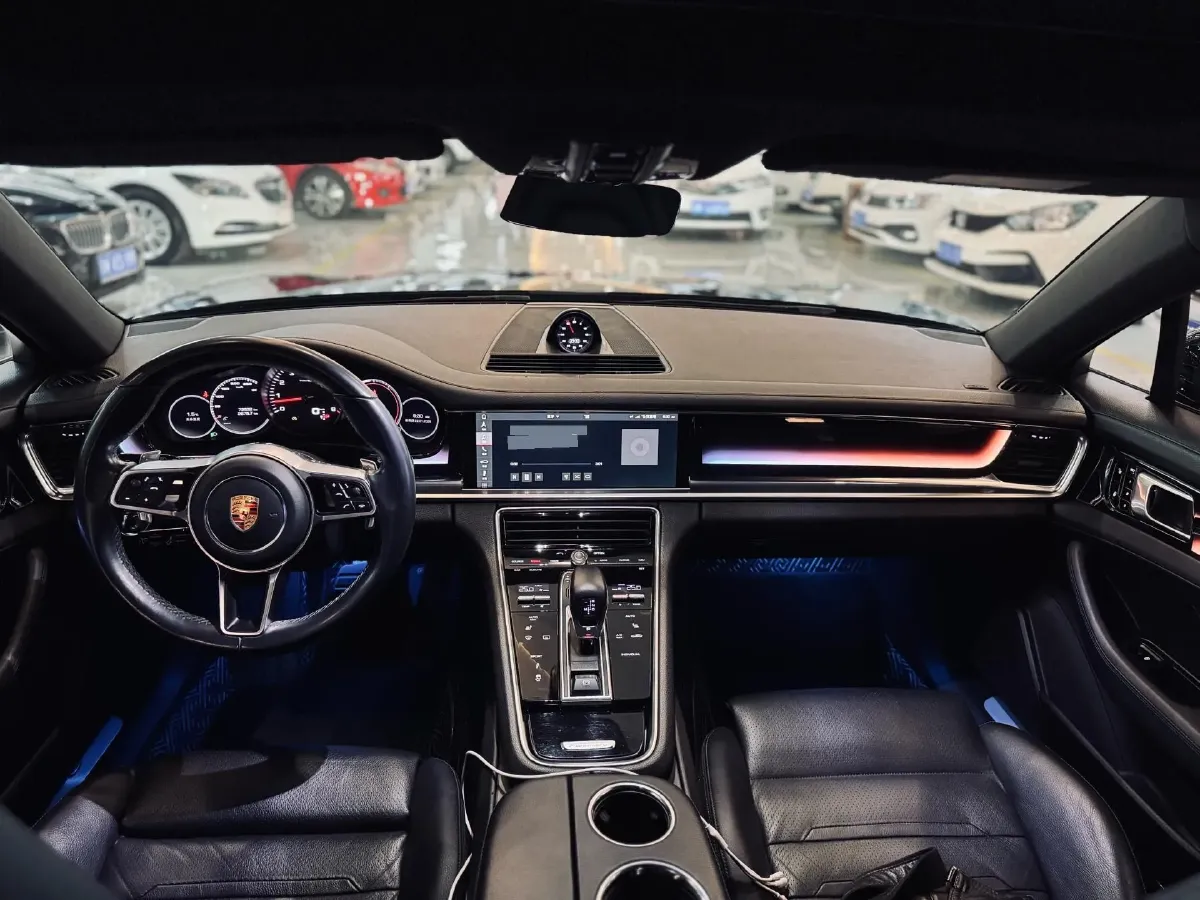 2017 BMW X6 3.0T 306HP L6 8AT,autocango,china used car exporter,china ev exporter,chinese used car exporter,chinese used ev exporter