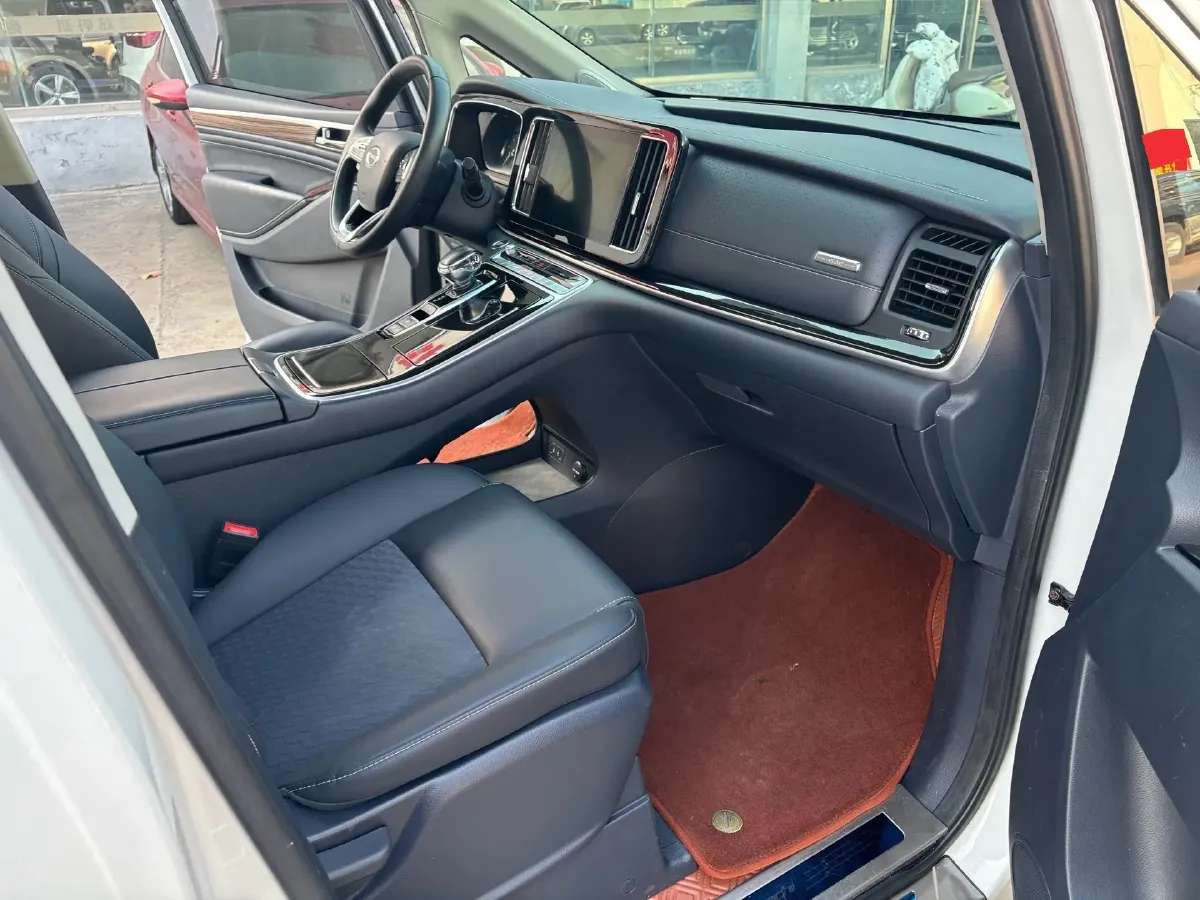 2023 GAC Trumpchi M8 2.0T 252HP L4 8AT,autocango,china used car exporter,china ev exporter,chinese used car exporter,chinese used ev exporter