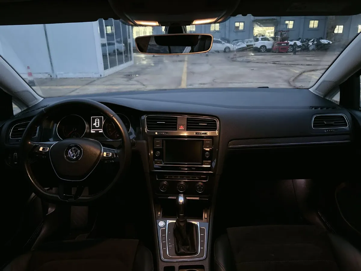 2018 Volkswagen Golf 1.4T 131HP L4 7DCT,autocango,china used car exporter,china ev exporter,chinese used car exporter,chinese used ev exporter