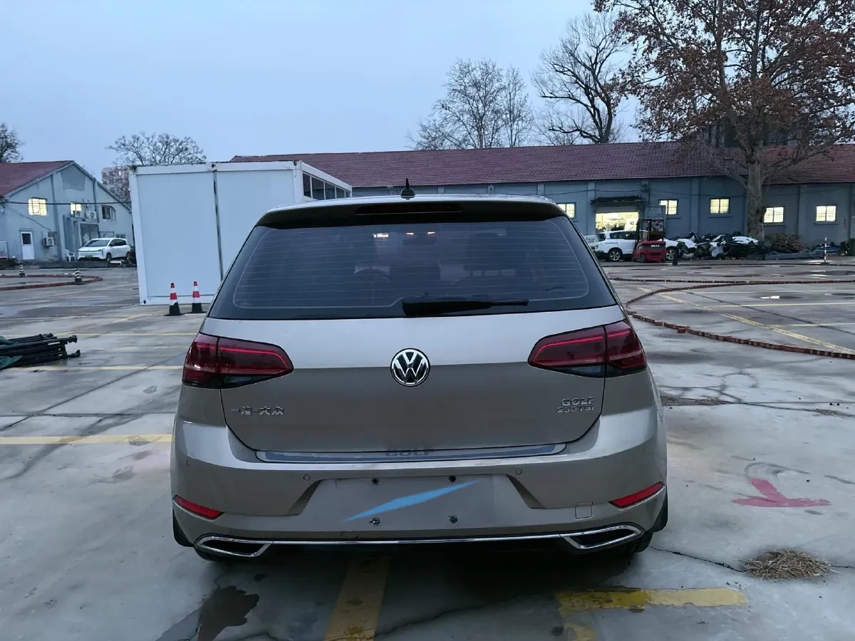 2018 Volkswagen Golf 1.4T 131HP L4 7DCT,autocango,china used car exporter,china ev exporter,chinese used car exporter,chinese used ev exporter