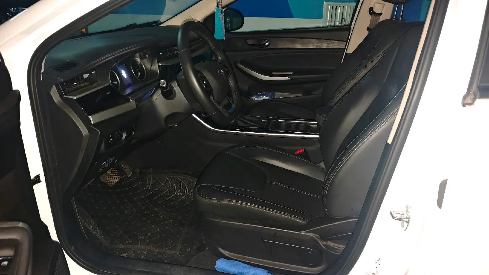 2021 Chery Arrizo 5 1.5L 116HP L4 CVT,autocango,china used car exporter,china ev exporter,chinese used car exporter,chinese used ev exporter