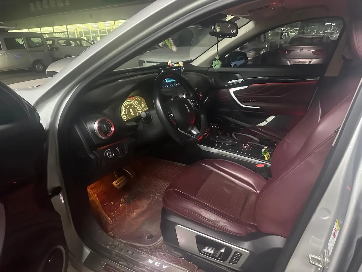 2017 WEY VV7 2.0T 234HP L4 7DCT,autocango,china used car exporter,china ev exporter,chinese used car exporter,chinese used ev exporter