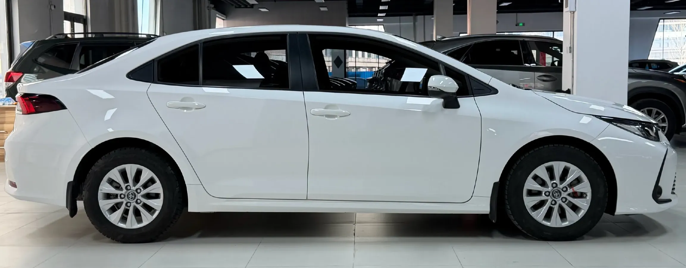 2021 Toyota Corolla 1.5L 121HP L3 CVT,autocango,china used car exporter,china ev exporter,chinese used car exporter,chinese used ev exporter
