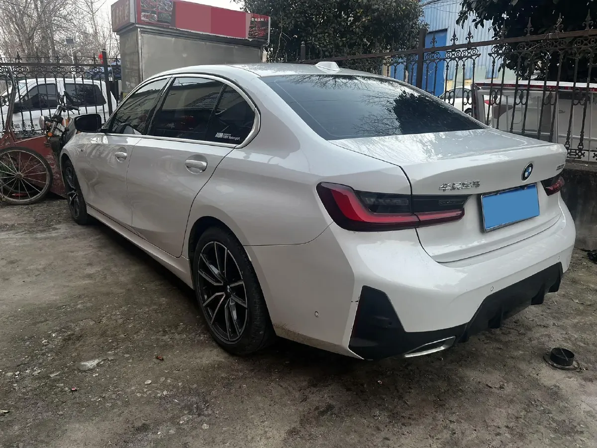 2023 BMW 3 Series 2.0T 184HP L4 8AT,autocango,china used car exporter,china ev exporter,chinese used car exporter,chinese used ev exporter