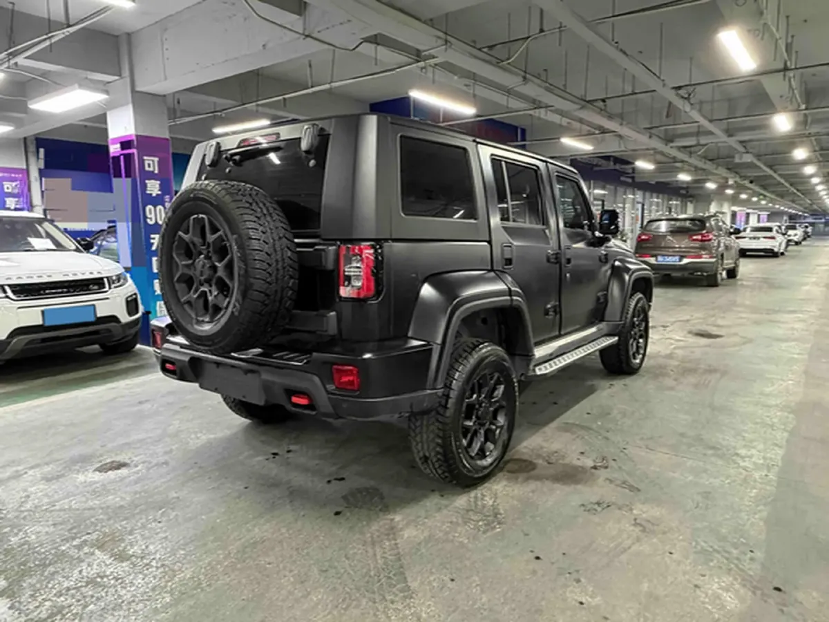 2021 Beijing BJ40 2.0T 163HP L4 8AT,autocango,china used car exporter,china ev exporter,chinese used car exporter,chinese used ev exporter