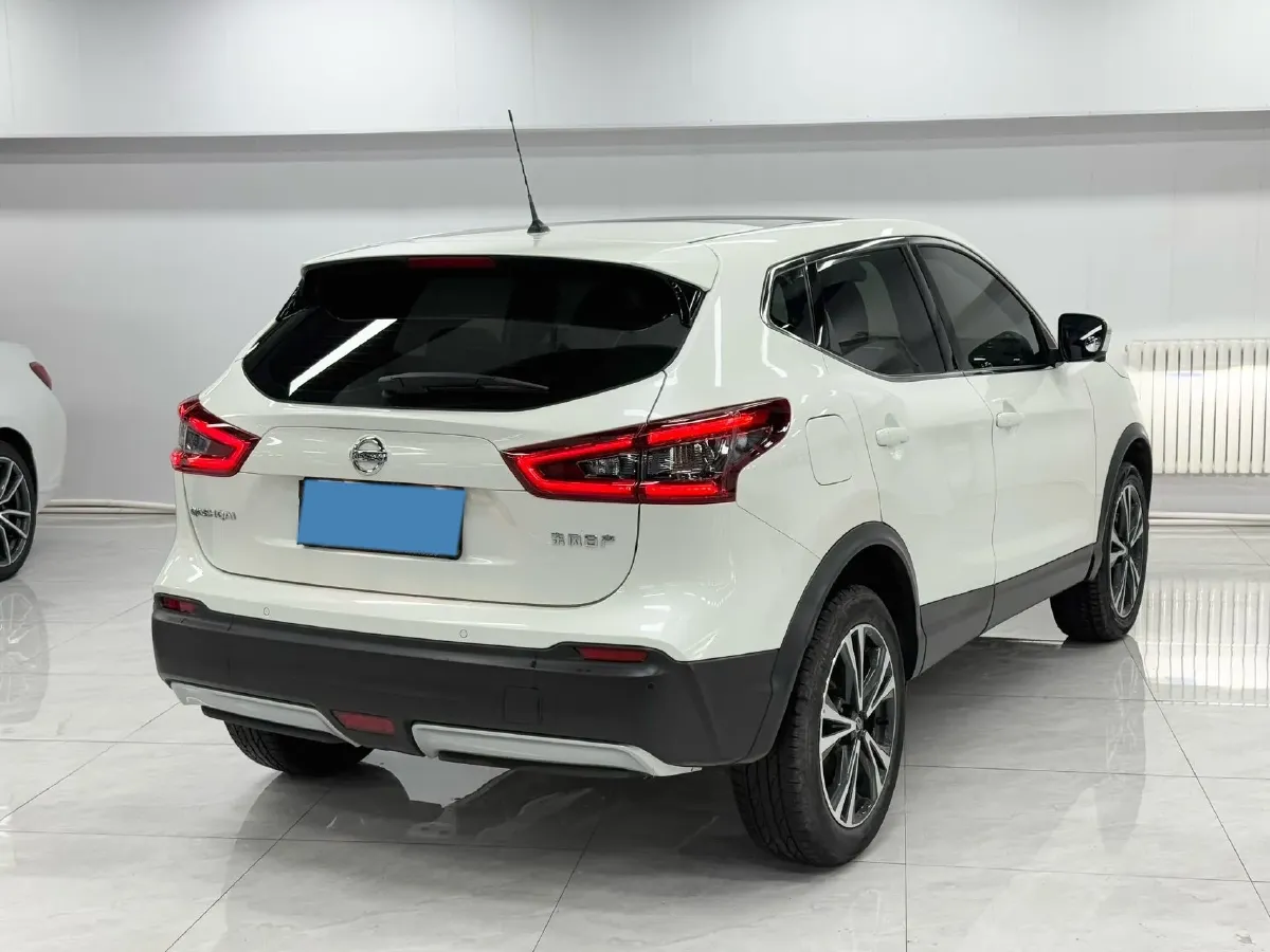 2022 Nissan Qashqai 2.0L 151HP L4 CVT,autocango,china used car exporter,china ev exporter,chinese used car exporter,chinese used ev exporter