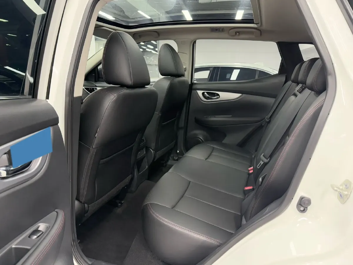 2022 Nissan Qashqai 2.0L 151HP L4 CVT,autocango,china used car exporter,china ev exporter,chinese used car exporter,chinese used ev exporter