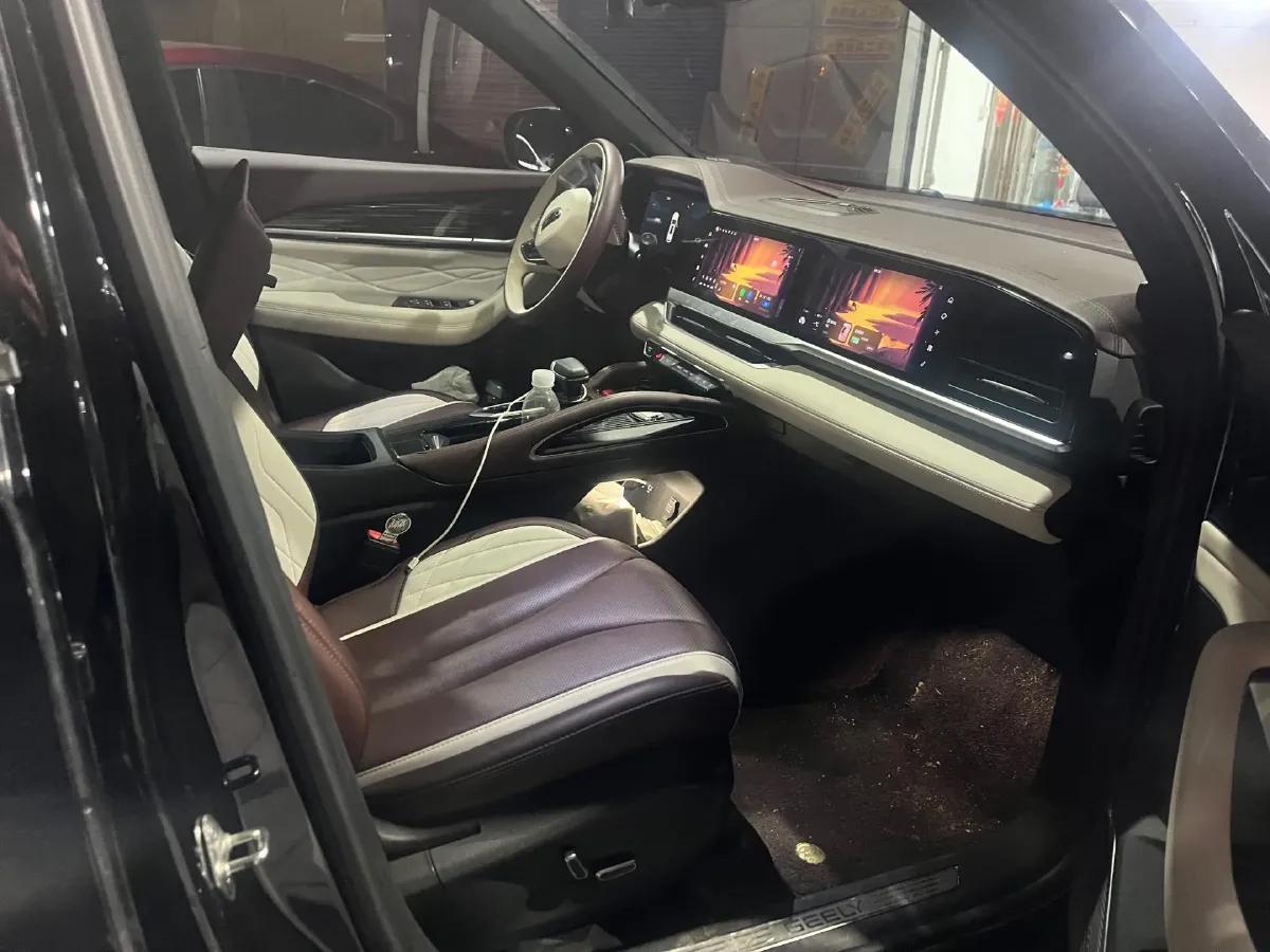 2021 Geely Monjaro 2.0T 218HP L4 7DCT,autocango,china used car exporter,china ev exporter,chinese used car exporter,chinese used ev exporter