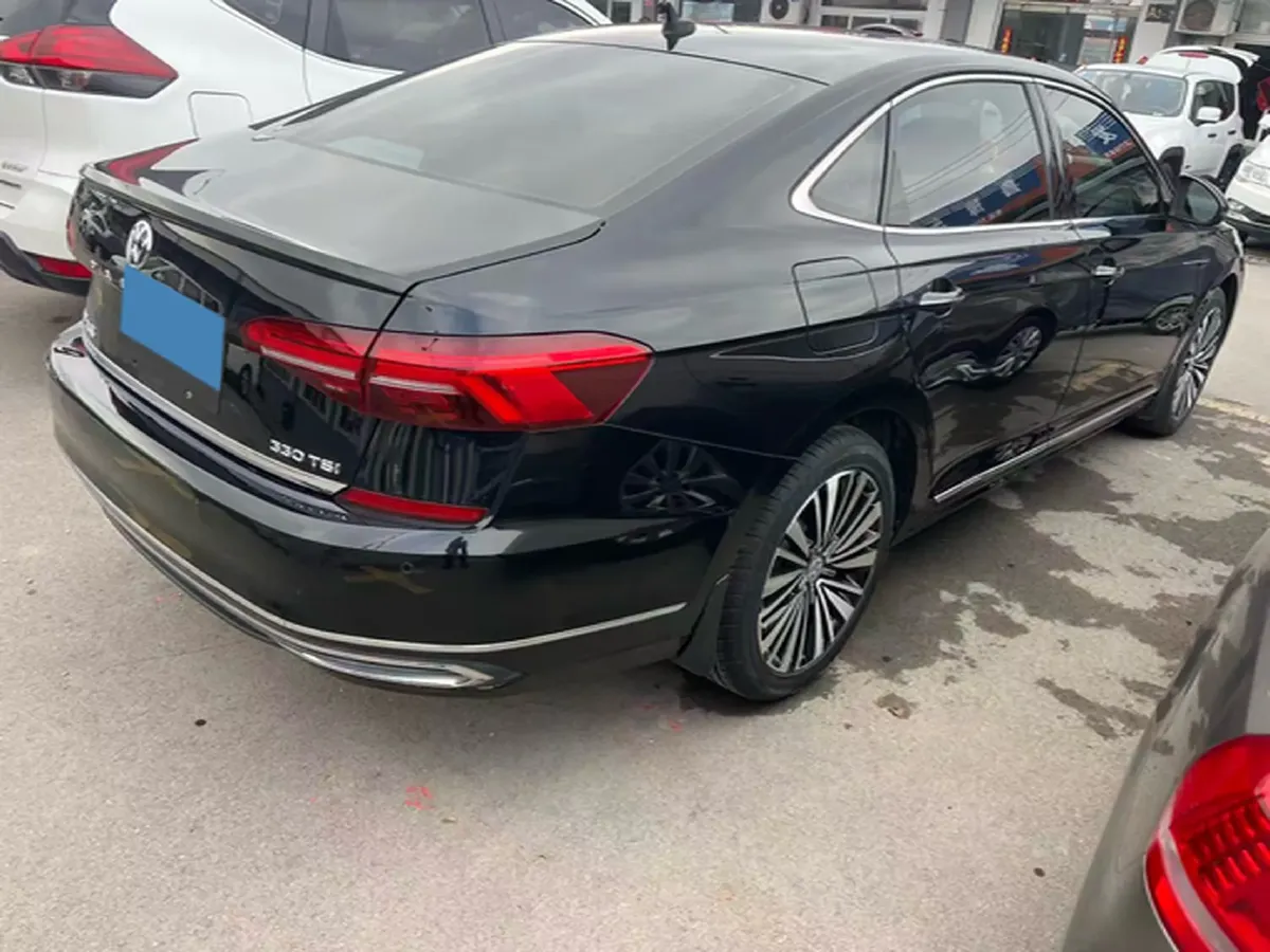 2020 Volkswagen Passat 2.0T 186HP L4 7DCT,autocango,china used car exporter,china ev exporter,chinese used car exporter,chinese used ev exporter