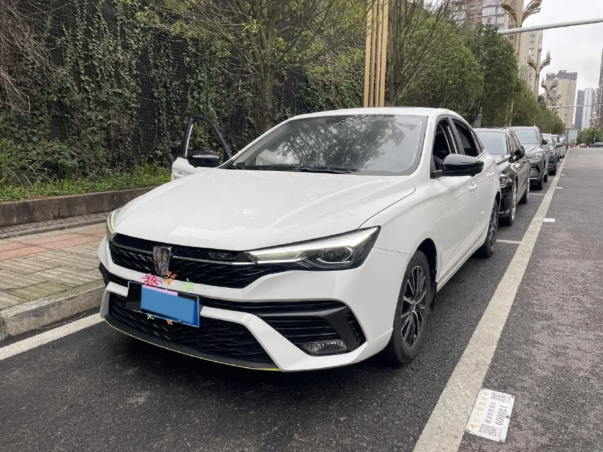 2021 Roewe i5 1.5L 120HP L4 CVT,autocango,china used car exporter,china ev exporter,chinese used car exporter,chinese used ev exporter