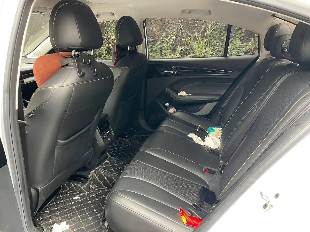 2021 Roewe i5 1.5L 120HP L4 CVT,autocango,china used car exporter,china ev exporter,chinese used car exporter,chinese used ev exporter