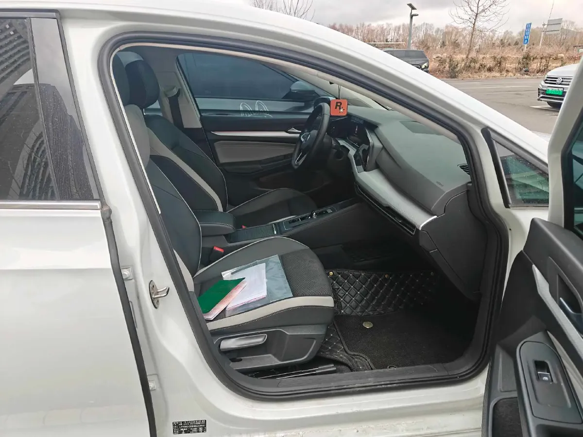 2021 Volkswagen Golf 1.4T 150HP L4 7DCT,autocango,china used car exporter,china ev exporter,chinese used car exporter,chinese used ev exporter