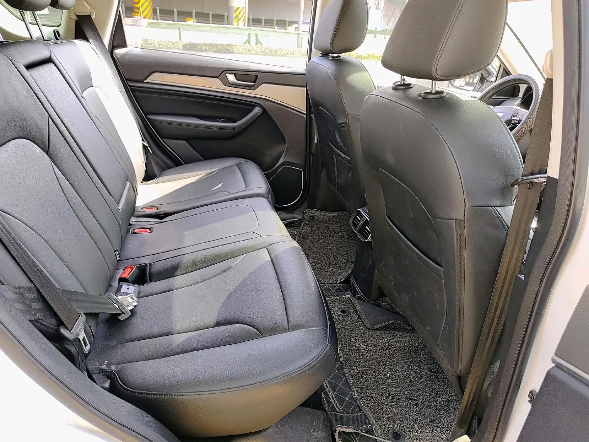 2018 Haval H6 1.5T 150HP L4 7DCT,autocango,china used car exporter,china ev exporter,chinese used car exporter,chinese used ev exporter