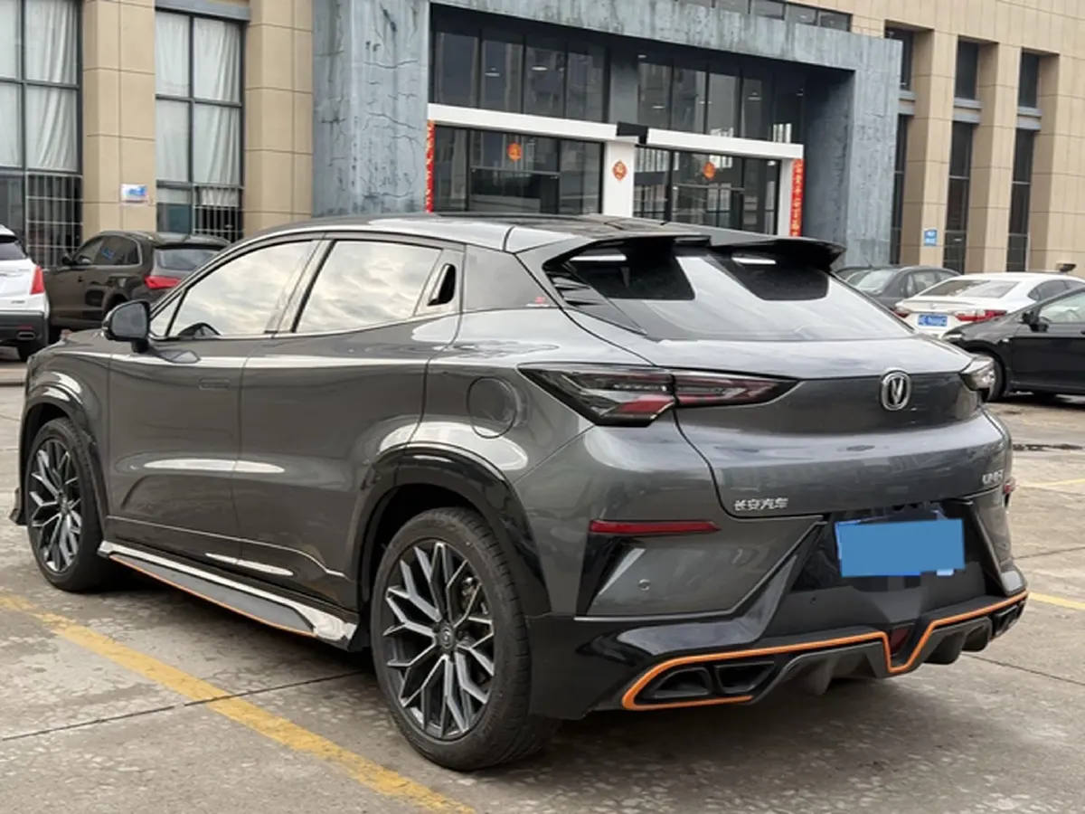 2022 ChangAn UNI-T 1.5T 188HP L4 7DCT,autocango,china used car exporter,china ev exporter,chinese used car exporter,chinese used ev exporter