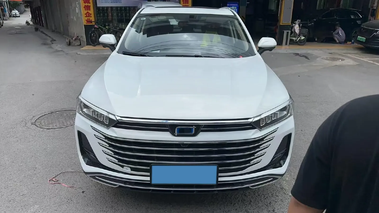 2023 Bestune T77 1.5T 169HP L4 7DCT,autocango,china used car exporter,china ev exporter,chinese used car exporter,chinese used ev exporter