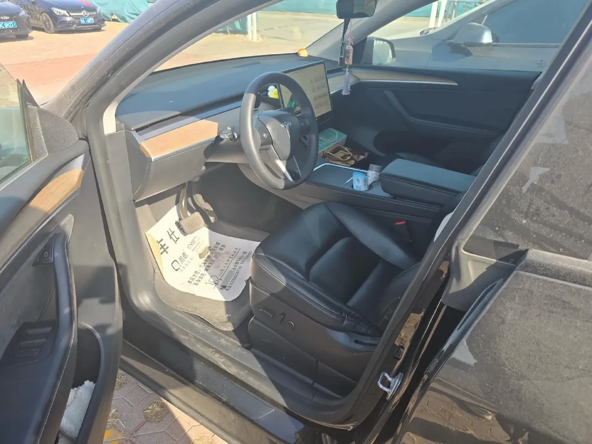 2022 Tesla Model Y BEV 60KWH,autocango,china used car exporter,china ev exporter,chinese used car exporter,chinese used ev exporter