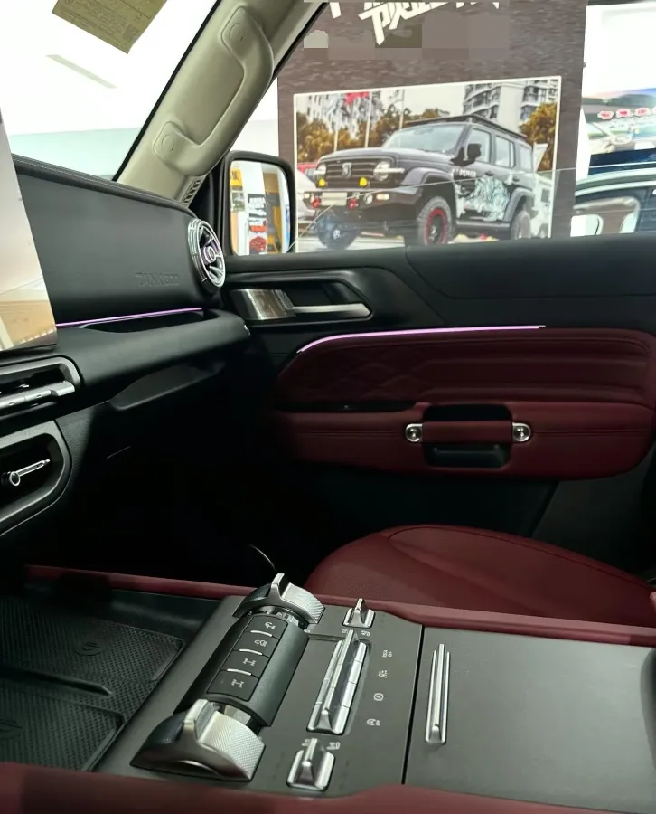 2025 Tank 300 2.0T 252HP L4 9AT PHEV,autocango,china used car exporter,china ev exporter,chinese used car exporter,chinese used ev exporter