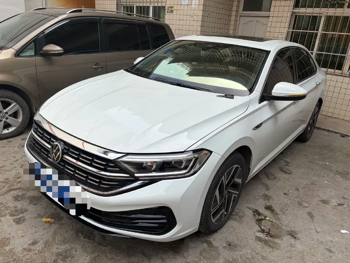 2023 Volkswagen Sagitar 1.2T 116HP L4 7DCT,autocango,china used car exporter,china ev exporter,chinese used car exporter,chinese used ev exporter