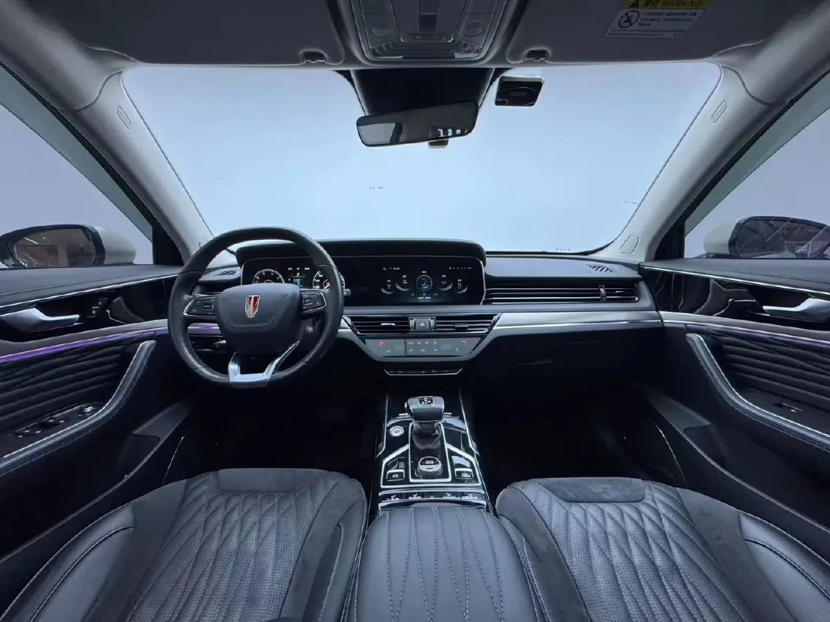 2022 HongQi HS5 2.0T 224HP L4 6AT,autocango,china used car exporter,china ev exporter,chinese used car exporter,chinese used ev exporter