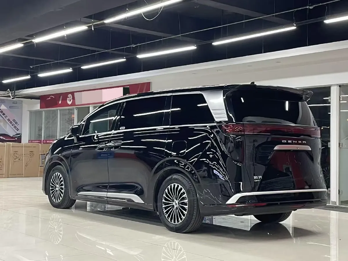 2022 HongQi HS7 3.0T 337HP V6 8AT,autocango,china used car exporter,china ev exporter,chinese used car exporter,chinese used ev exporter
