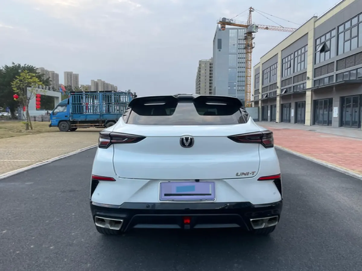 2023 ChangAn UNI-T 1.5T 188HP L4 7DCT,autocango,china used car exporter,china ev exporter,chinese used car exporter,chinese used ev exporter