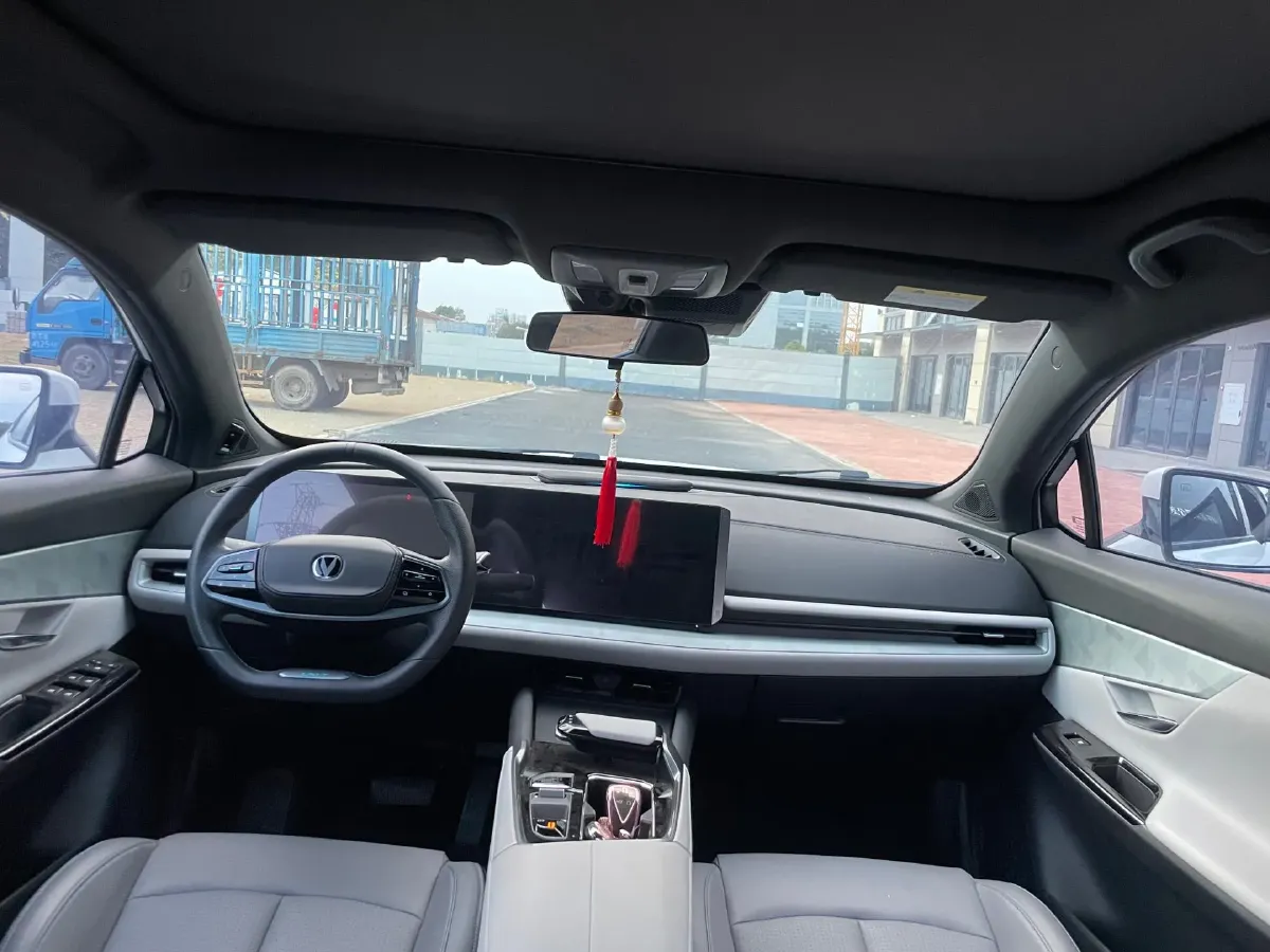 2023 ChangAn UNI-T 1.5T 188HP L4 7DCT,autocango,china used car exporter,china ev exporter,chinese used car exporter,chinese used ev exporter